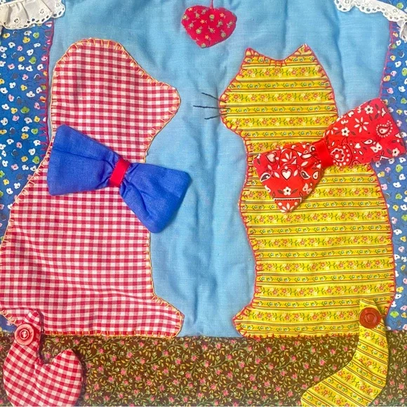Wall Hanging Vintage Cat Quilted Nursery Wall Decor Kitty 80s Child Room Fabric - Picture 3 of 7